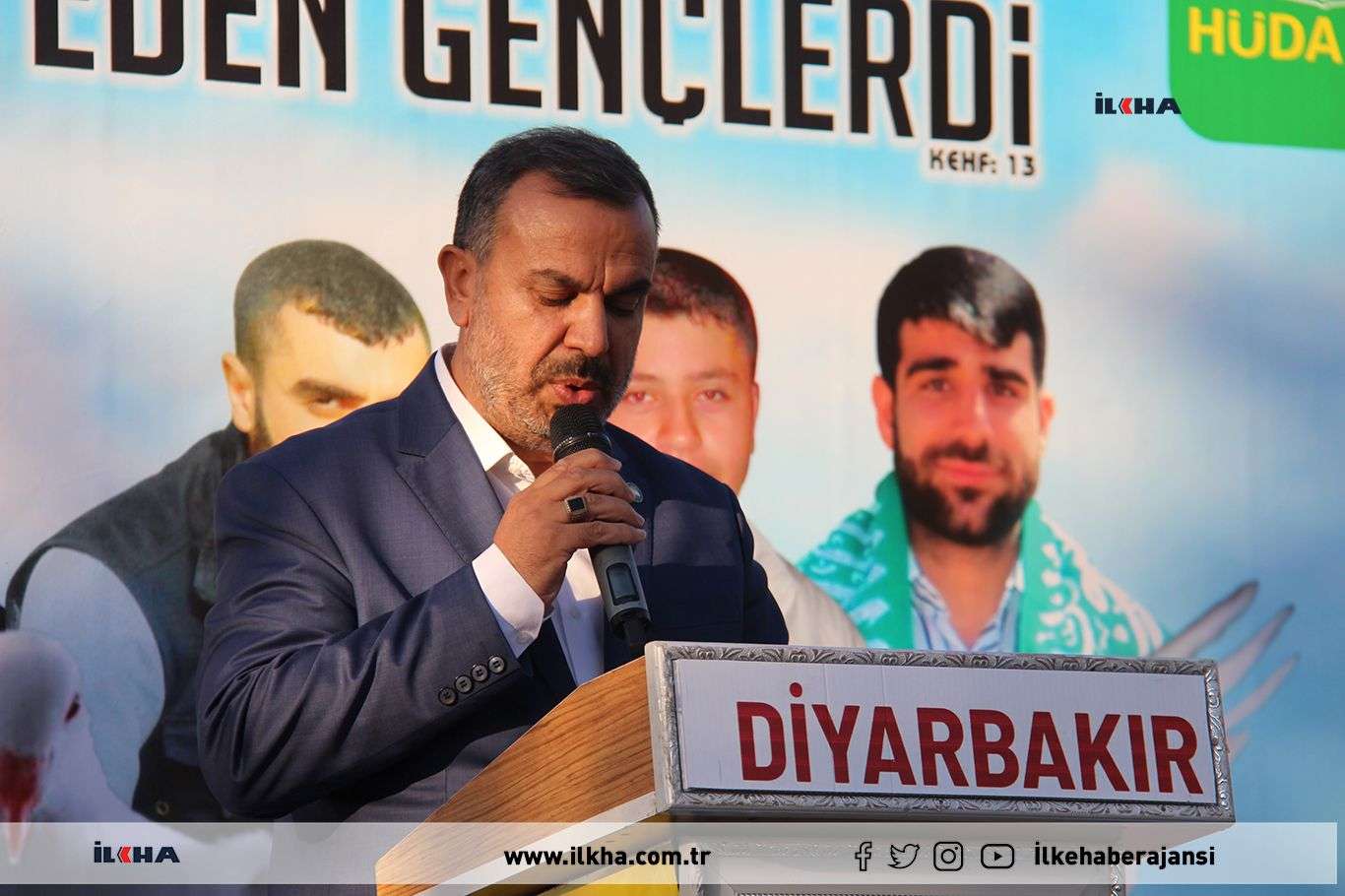 Martyrs of October 6-8 massacre commemorated at the site of their grave
